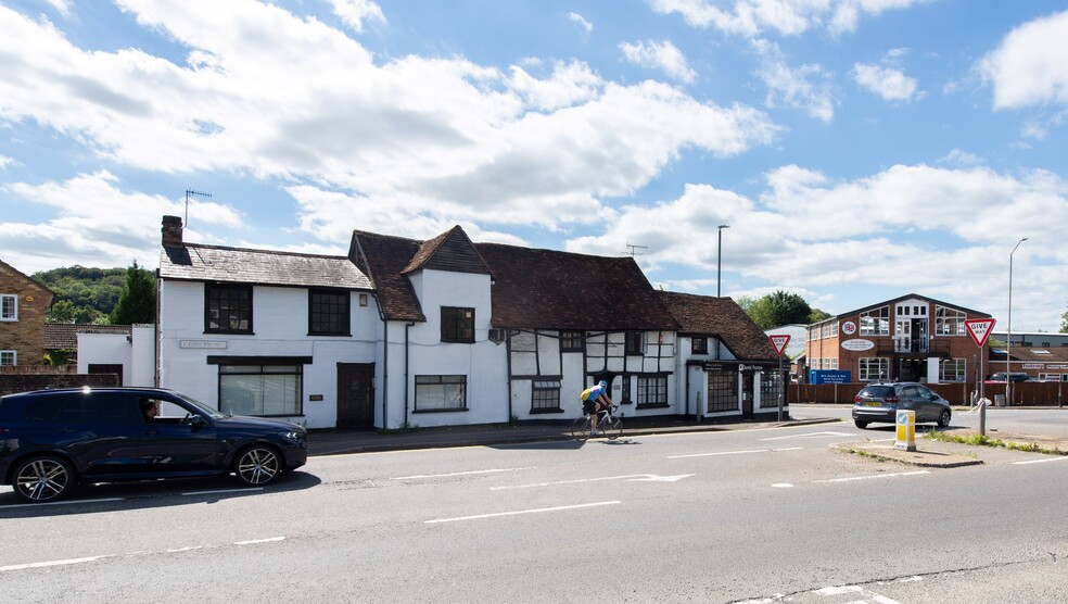 London Rd, High Wycombe à vendre - Photo principale - Image 1 de 1