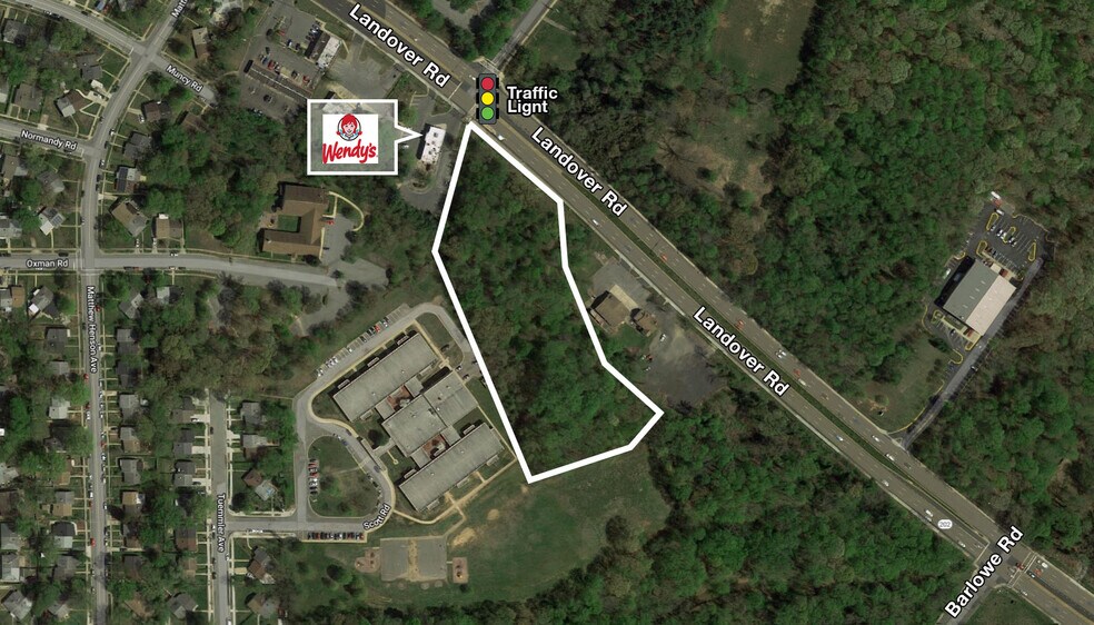 8247 Landover Rd, Hyattsville, MD à vendre - Photo du bâtiment - Image 2 de 6