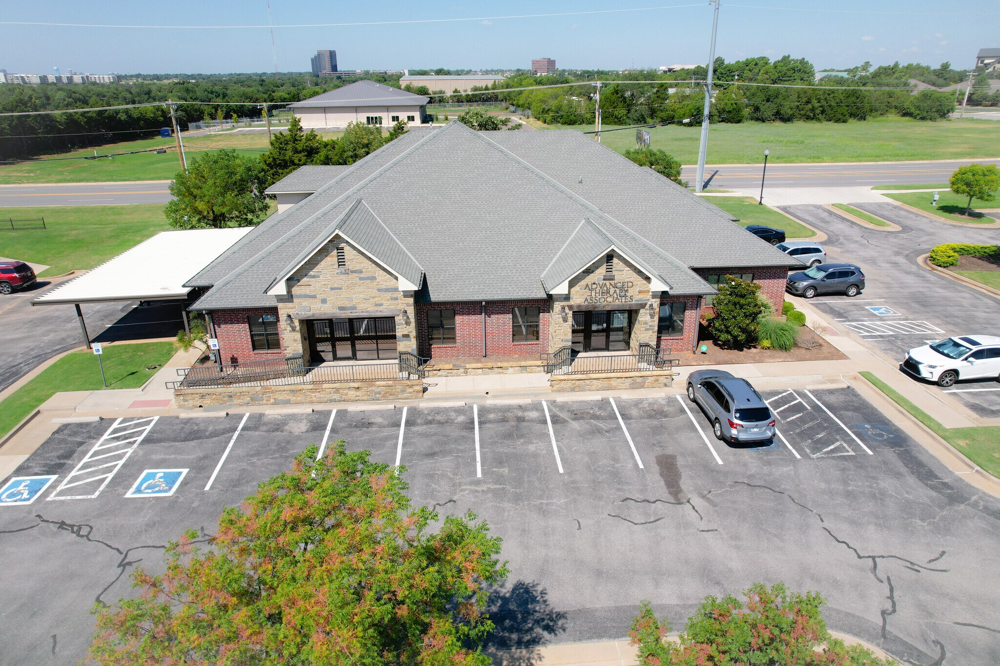 9212 N Kelley Ave, Oklahoma City, OK à louer Photo du bâtiment- Image 1 de 14