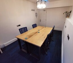 17-18 Berkeley Sq, Bristol à louer Photo intérieure- Image 2 de 2