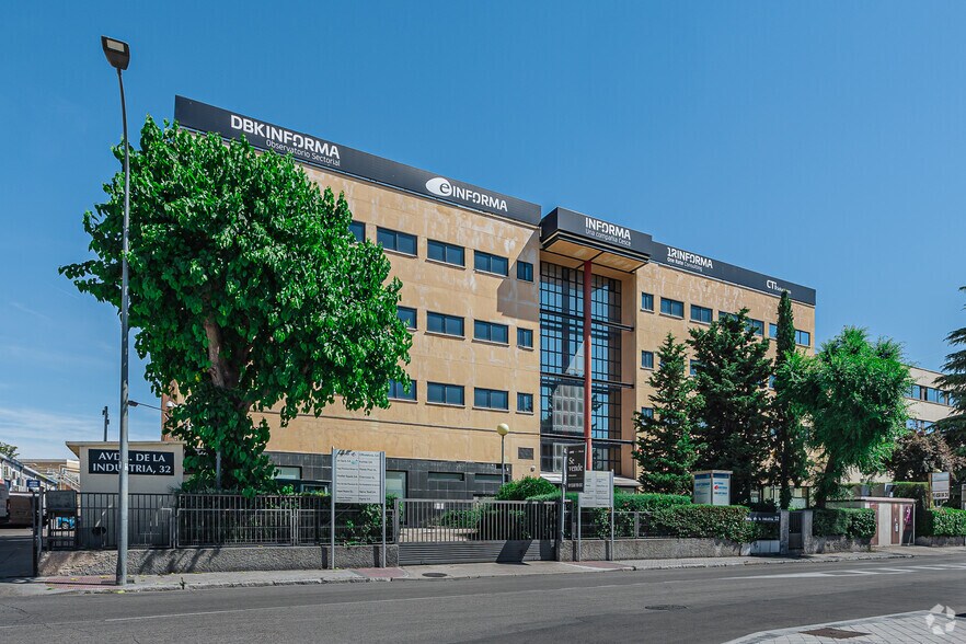 Avenida de la Industria, 32, Alcobendas, Madrid à vendre - Photo du bâtiment - Image 2 de 4