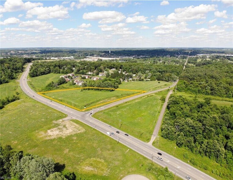 0 Northpointe Drive- 7.78 Acres, Zanesville, OH à vendre - Photo principale - Image 1 de 2