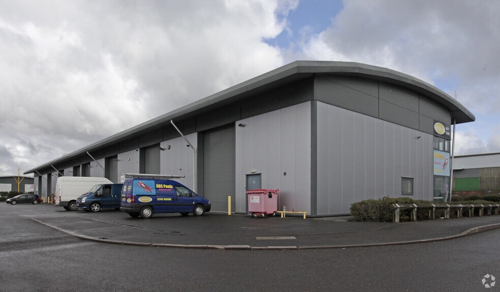 38 Vanguard Way, Shrewsbury à vendre - Photo du bâtiment - Image 2 de 2