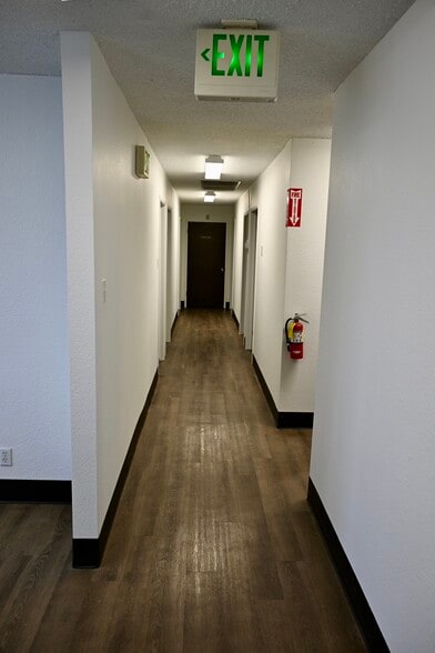 155 W 2950 S, Salt Lake City, UT for lease - Building Photo - Image 2 of 14