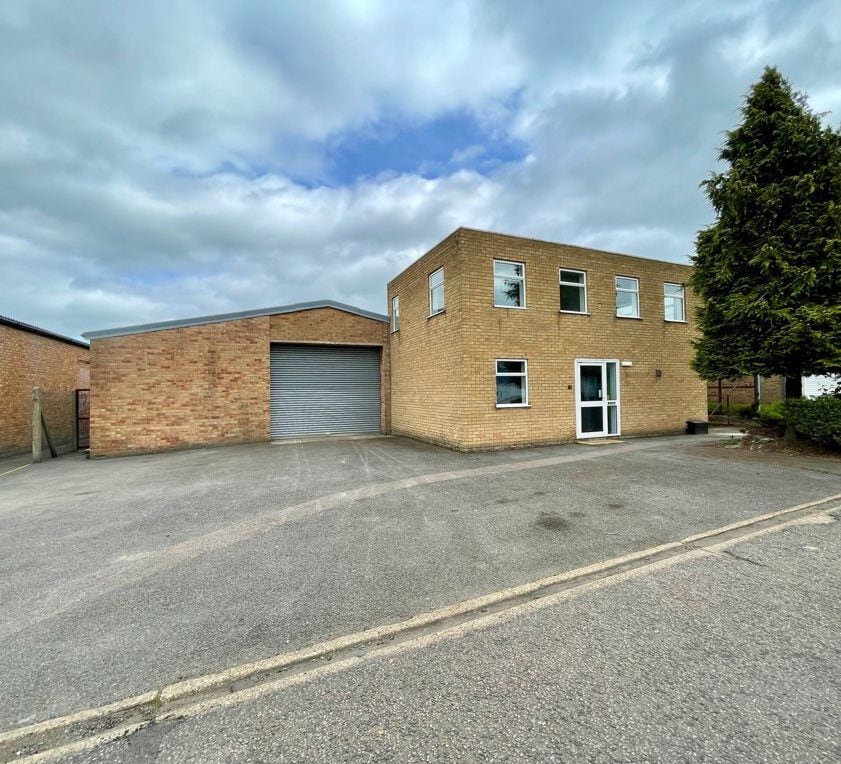 Commerce Way, Leighton Buzzard for lease Primary Photo- Image 1 of 2