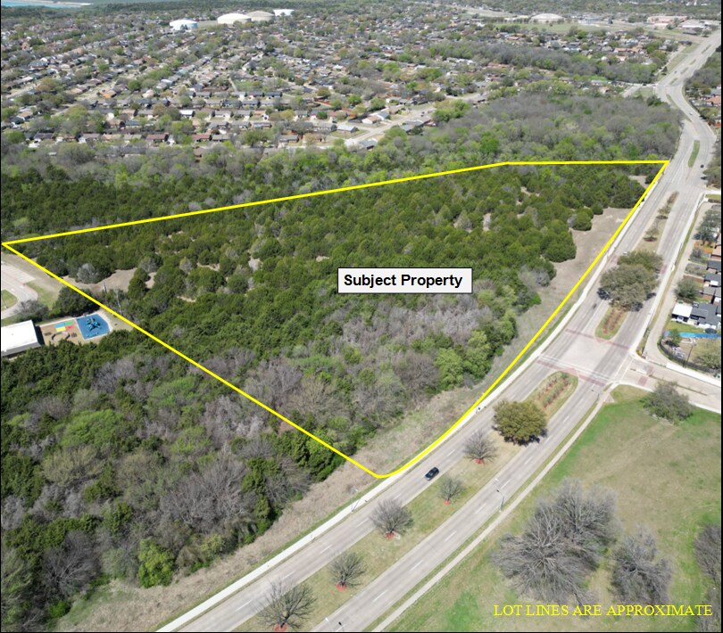 1621 New Clark Rd, Cedar Hill, TX à vendre Photo du bâtiment- Image 1 de 2