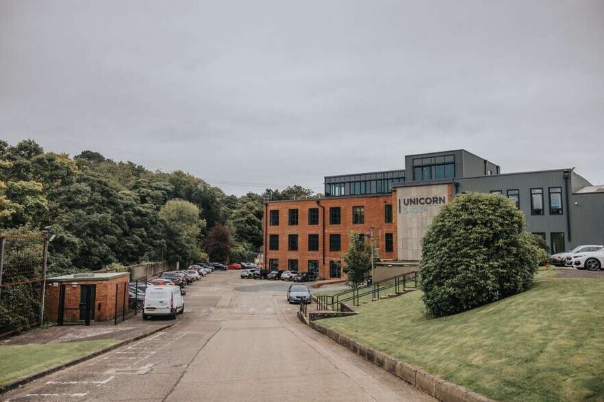 Tullynacross Rd, Lisburn for lease - Building Photo - Image 3 of 3