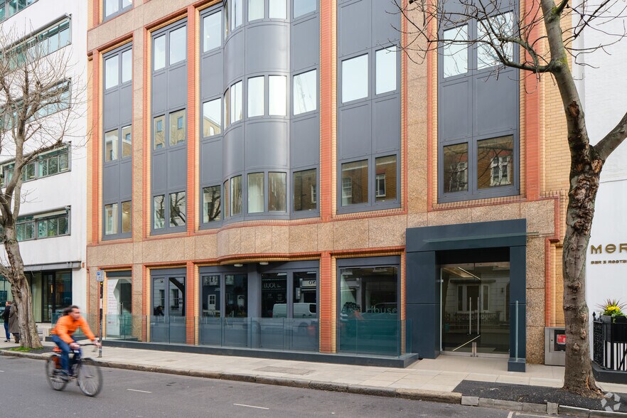 74A Charlotte St, Londres à louer - Photo du bâtiment - Image 3 de 4