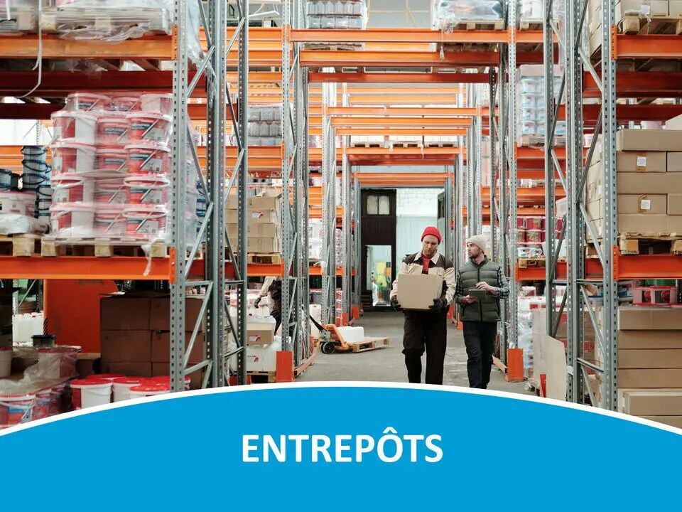 Industrial in Le Petit-Quevilly for lease Interior Photo- Image 1 of 2