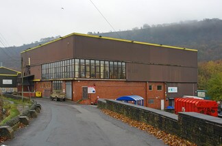 Plus de détails pour Greenhill Industrial Estate, Mytholmroyd - Industriel à louer