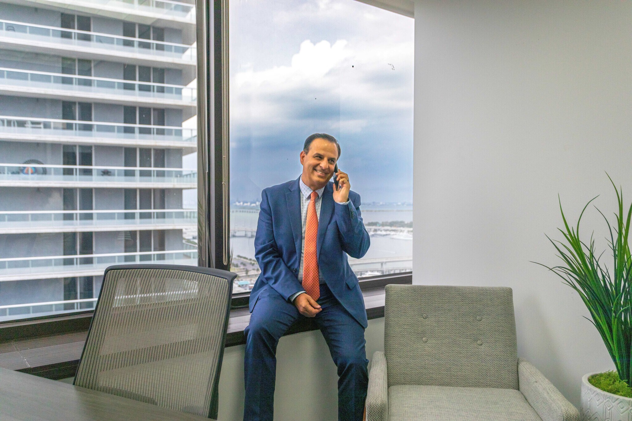 2 S Biscayne Blvd, Miami, FL for lease Interior Photo- Image 1 of 2