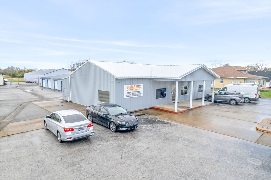 1411 W 7th St, Hopkinsville, KY à vendre - Photo du bâtiment - Image 2 de 9