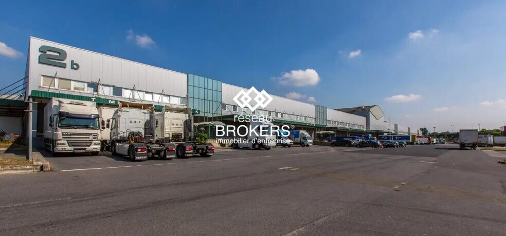 Industrial in Aulnay-sous-Bois for lease - Building Photo - Image 1 of 1