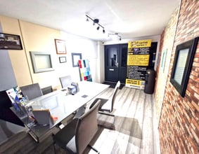 Cherry Tree Rd, Doncaster à louer Photo intérieure- Image 2 de 3