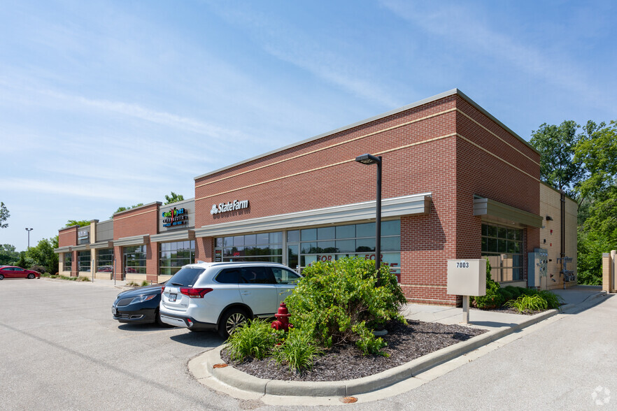 7003 S Howell Ave, Oak Creek, WI for lease - Building Photo - Image 1 of 5