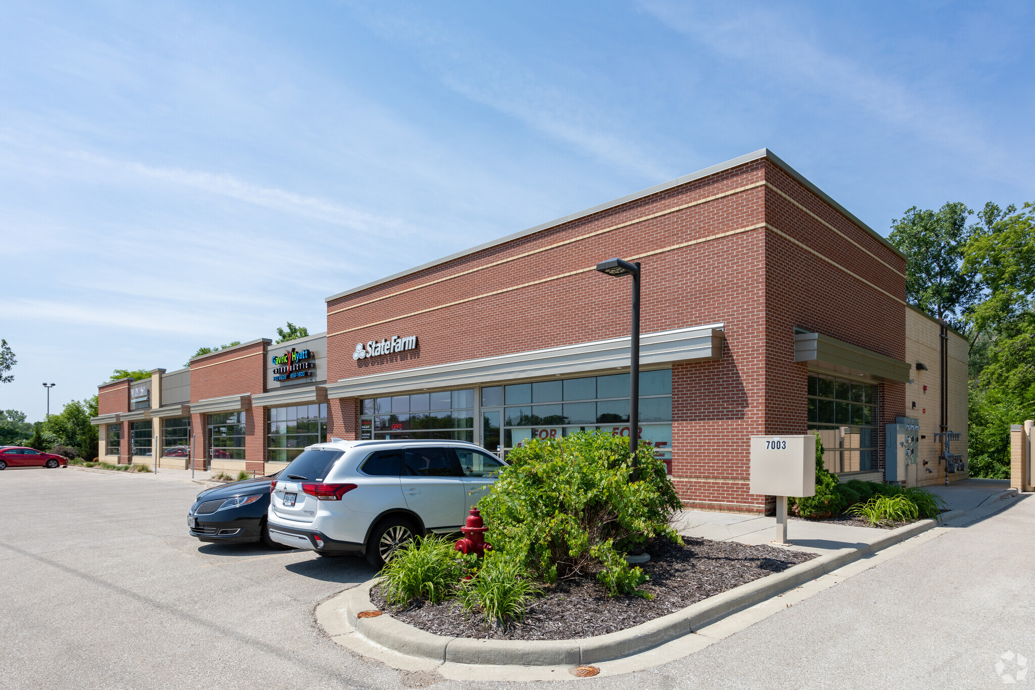 7003 S Howell Ave, Oak Creek, WI for lease Building Photo- Image 1 of 6