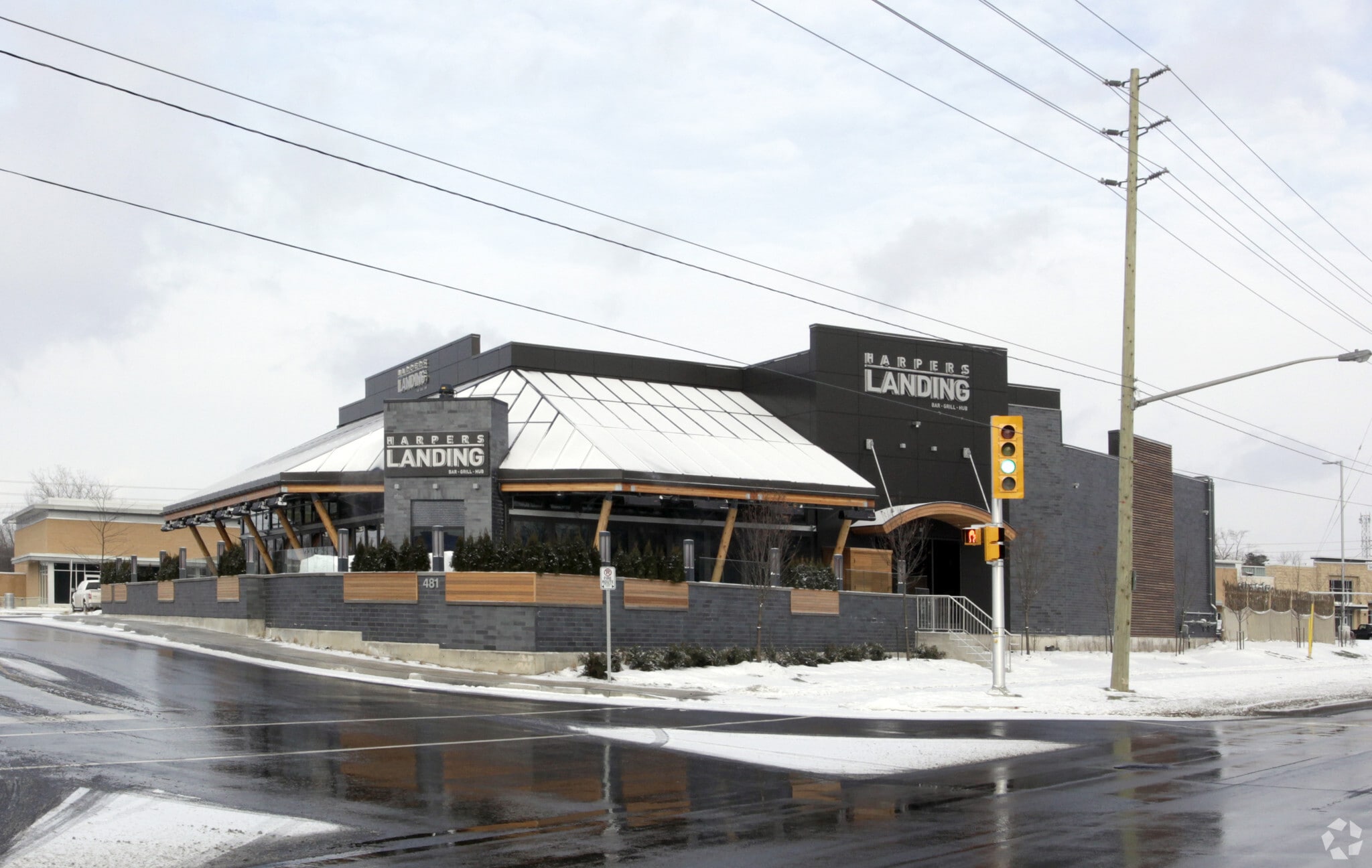 499 Cornwall Rd, Oakville, ON for lease Primary Photo- Image 1 of 4