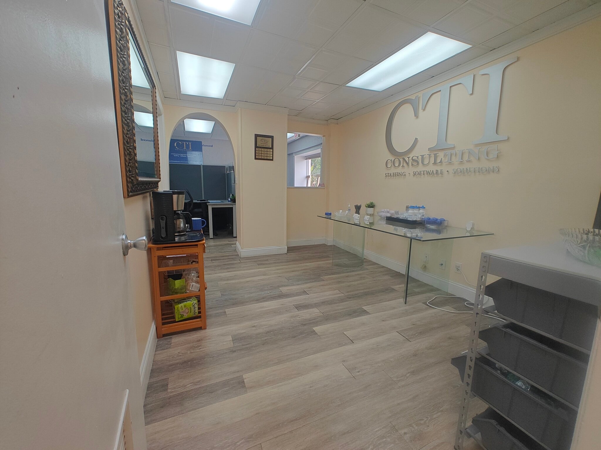 600 SW 4th Ave, Fort Lauderdale, FL for lease Lobby- Image 1 of 8