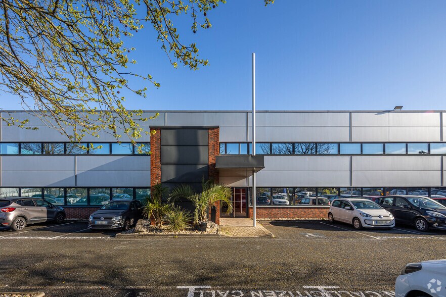 11 Avenue Neil Armstrong, Mérignac for lease - Building Photo - Image 2 of 3