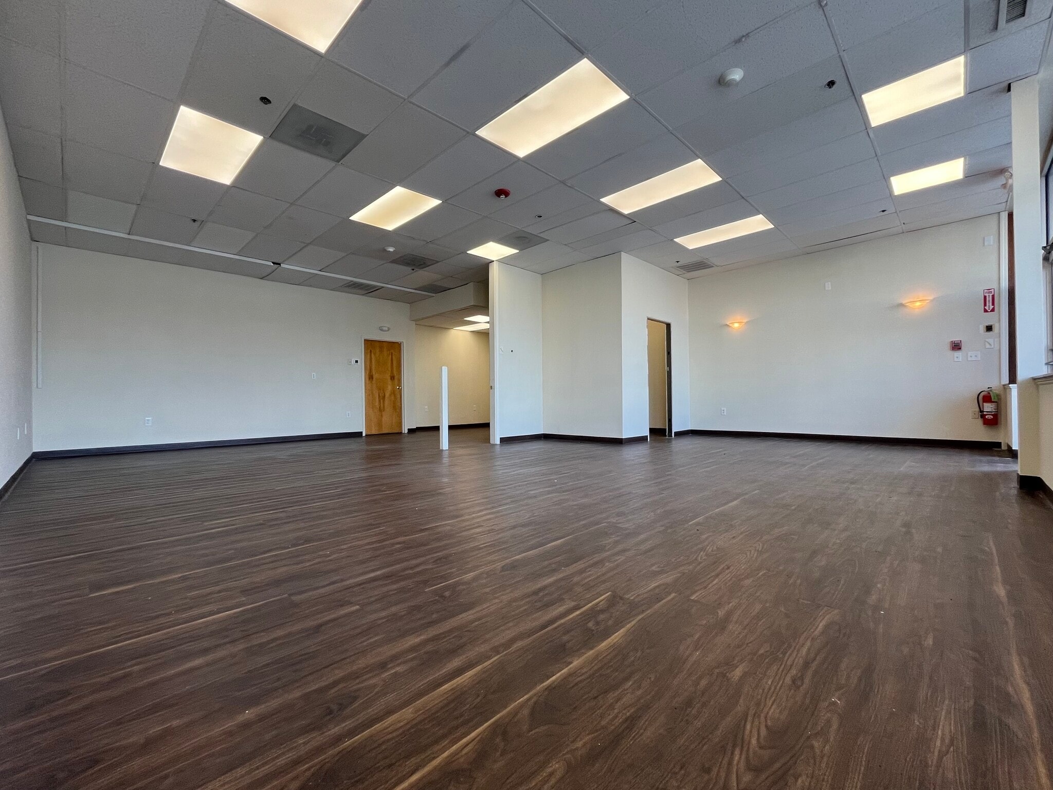 407-411 Cabot St, Beverly, MA for lease Building Photo- Image 1 of 8