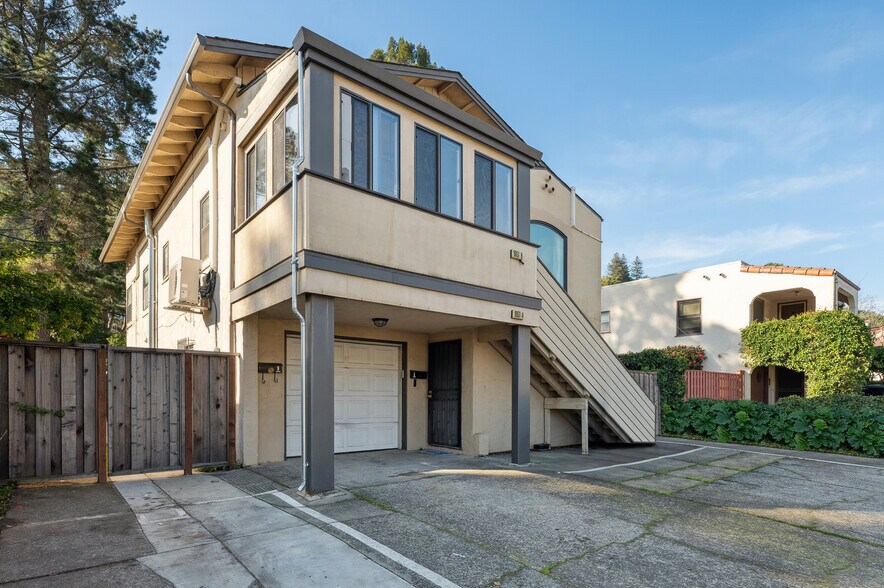1851 2nd St, San Rafael, CA à vendre - Photo du bâtiment - Image 2 de 27