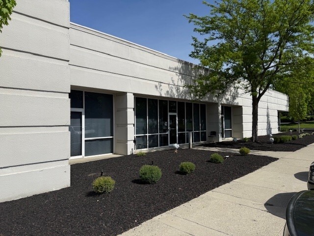 975 Eastwind Dr, Westerville, OH for lease - Building Photo - Image 2 of 10