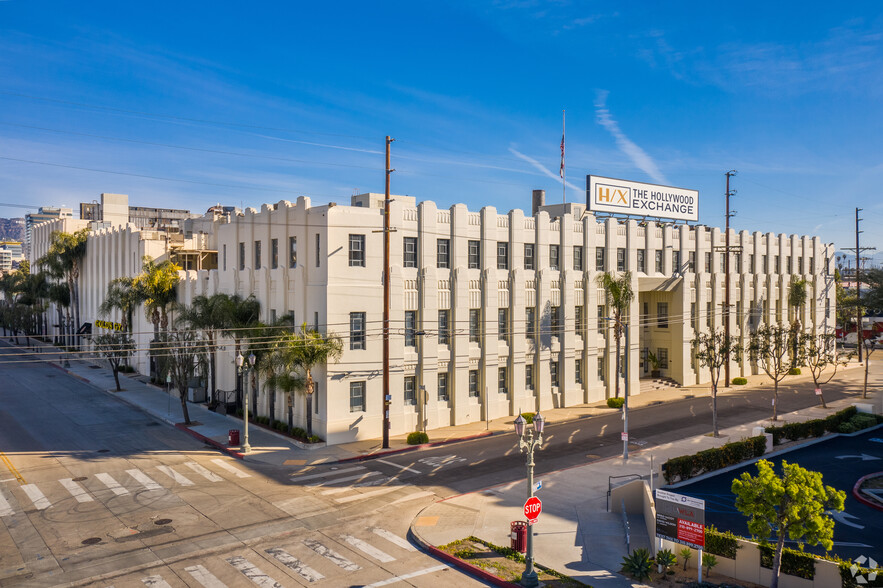 6311 Romaine St, Los Angeles, CA à louer - Photo du bâtiment - Image 2 de 100