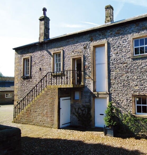 Stable Courtyard, Skipton for lease - Building Photo - Image 3 of 22