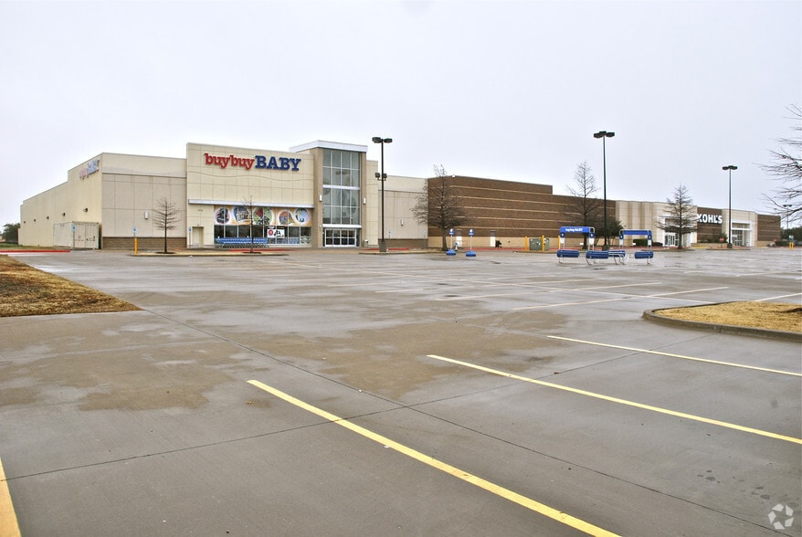 2712 N Central Expy, Plano, TX for lease - Building Photo - Image 3 of 8