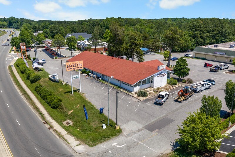 11550 Us-15 501 Hwy, Chapel Hill, NC à vendre Photo du bâtiment- Image 1 de 11