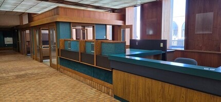 101 S 1st St, Montevideo, MN for lease Interior Photo- Image 2 of 18