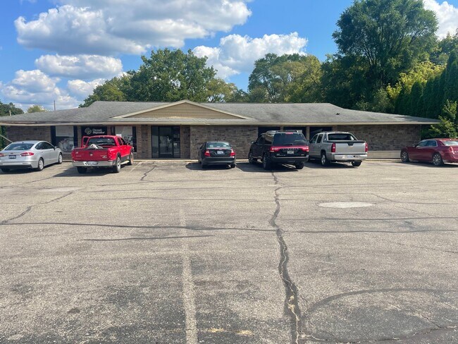 Plus de détails pour 520 N Mission St, Mount Pleasant, MI - Bureau à vendre