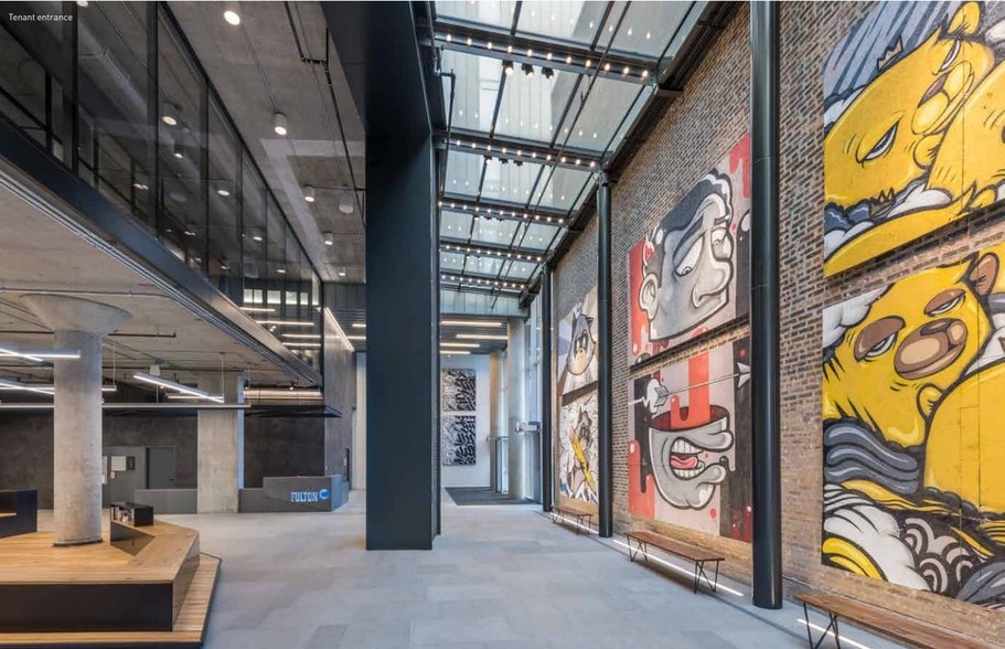 1330 W Fulton St, Chicago, IL for lease - Lobby - Image 2 of 10