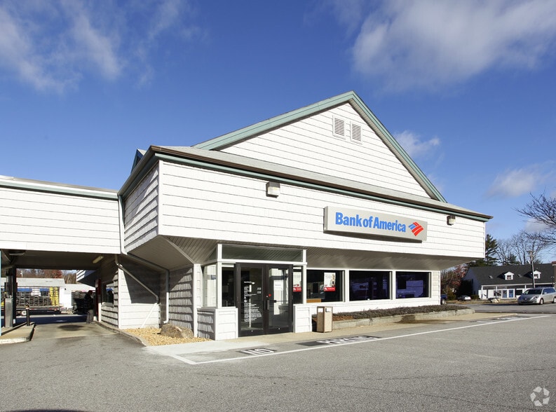 1090 Hooksett Rd, Hooksett, NH for lease - Building Photo - Image 2 of 3