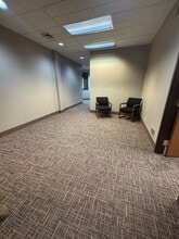 1580 McLaughlin Run Rd, Upper Saint Clair, PA à louer Photo intérieure- Image 2 de 8