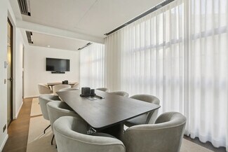 Plus de détails pour 36 Avenue Raymond Poincaré, Paris - Bureau à louer