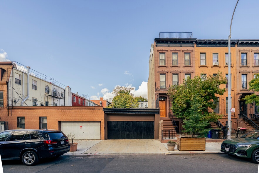 513 Hancock St, Brooklyn, NY for sale - Building Photo - Image 2 of 6