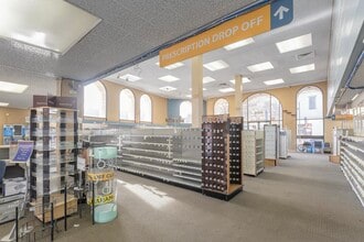 499 Alvarado St, Monterey, CA à louer Photo du bâtiment- Image 2 de 23