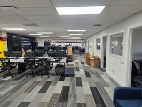 3434 Hancock Bridge Pky, North Fort Myers, FL for lease Interior Photo- Image 2 of 12