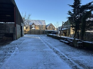 Plus de détails pour 4 B3143, Piddletrenthide - Local d'activités à louer