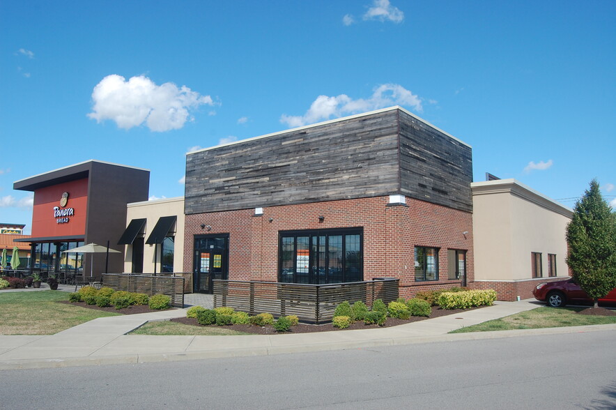 2013 Walden Ave, Cheektowaga, NY for lease - Building Photo - Image 1 of 4