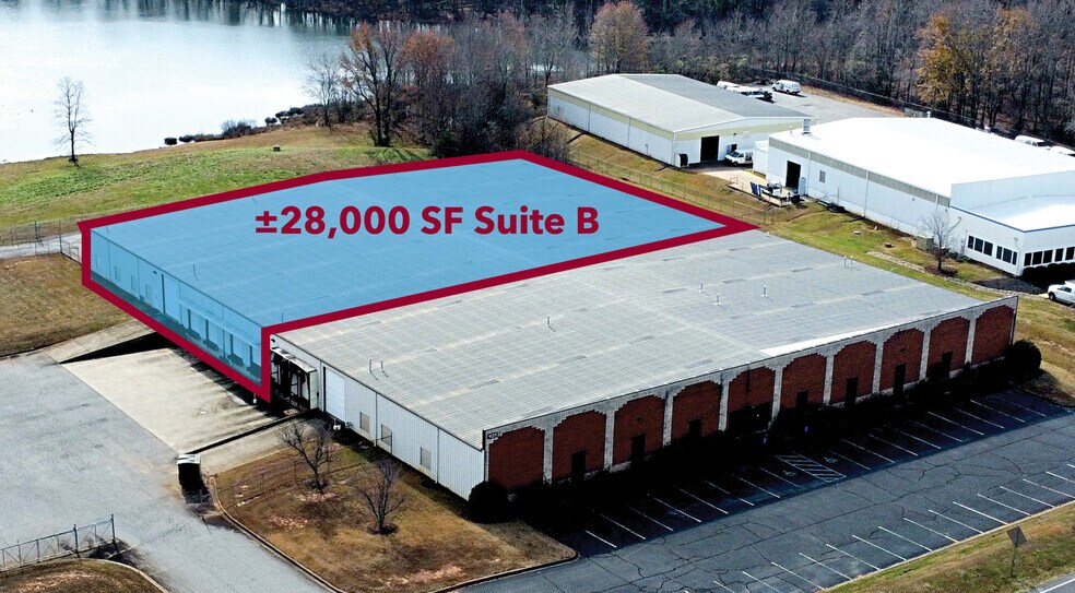925 Berry Shoals Rd, Duncan, SC à louer - Photo du bâtiment - Image 2 de 3