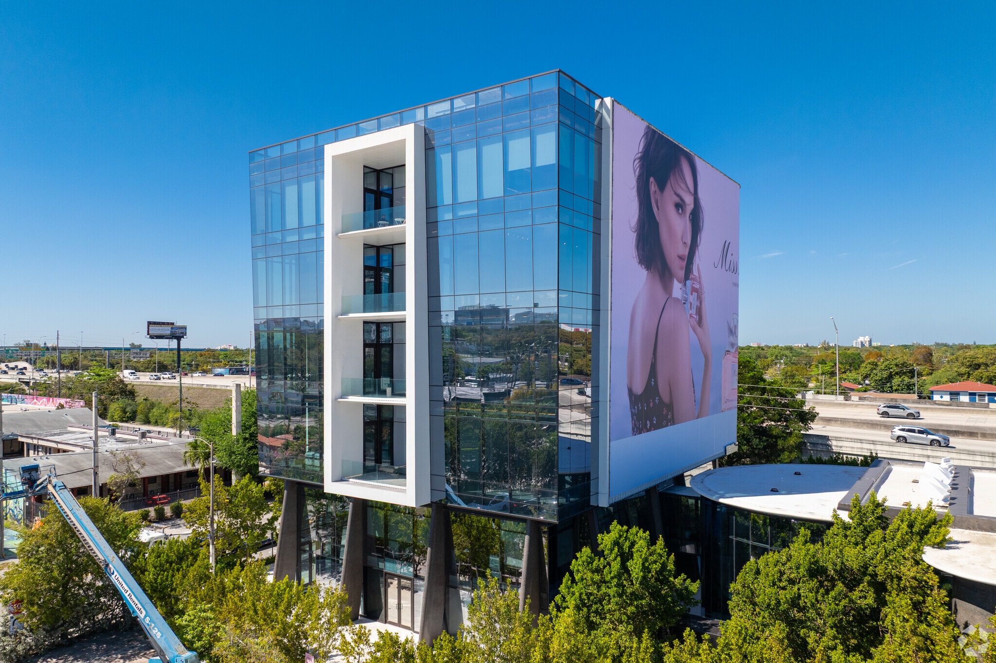 78 NW 37th St, Miami, FL for lease Primary Photo- Image 1 of 30