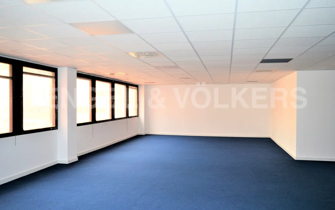 Barcelone, BAR 08006 - - - Photo intérieure - Image 1 of 9