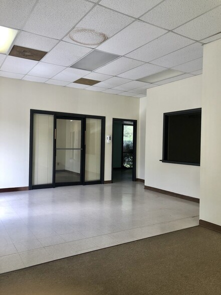 6171 Gateway Rd, Columbus, GA à louer - Photo du bâtiment - Image 2 de 12
