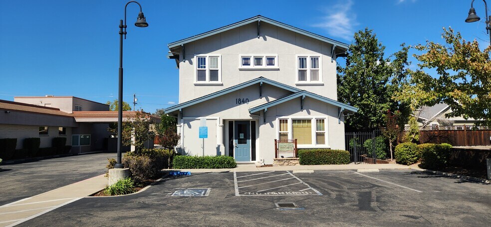 1840 4th St, Livermore, CA à vendre - Photo principale - Image 1 de 11