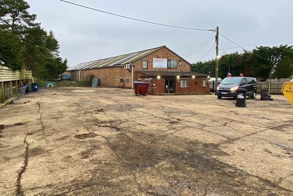 Stevenage Rd, Hitchin for lease Primary Photo- Image 1 of 4