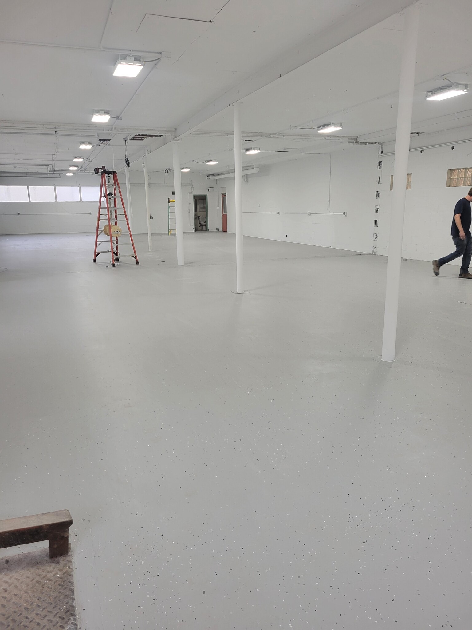 223 Interstate Rd, Addison, IL à vendre Photo intérieure- Image 1 de 16