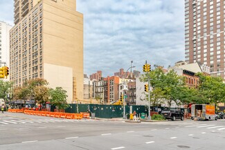 Plus de détails pour 1655 1st Ave, New York, NY - Commerce de détail à louer