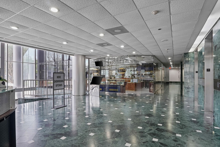 6222 Richmond Ave, Houston, TX for sale - Building Photo - Image 3 of 17